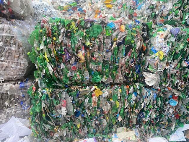 NO.25-0890-A USA PET Bottles (1).JPG